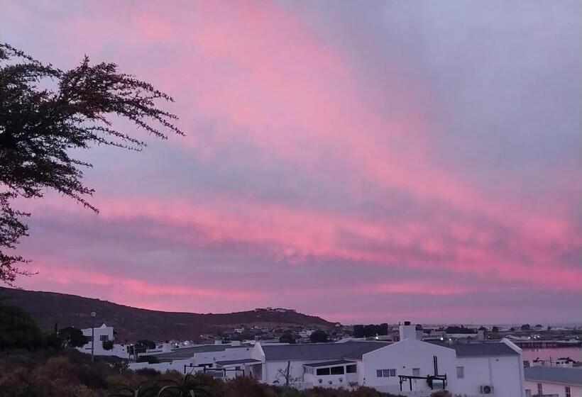 بنسيون Foot Loose & Fancy Free