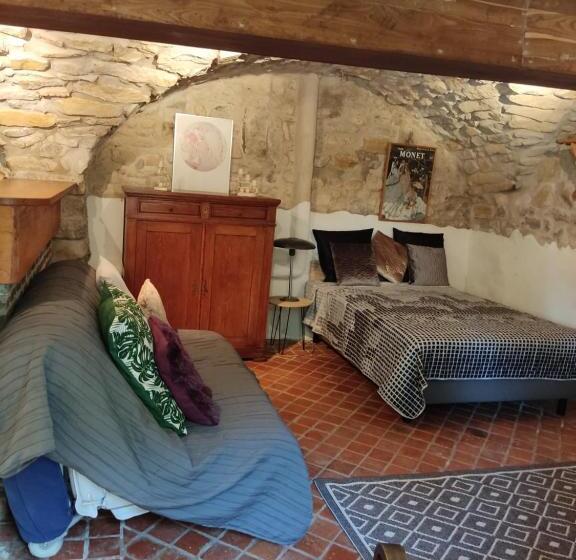 膳宿费 Ardèche Les Cigales, Studio Murier Piscine Partagée