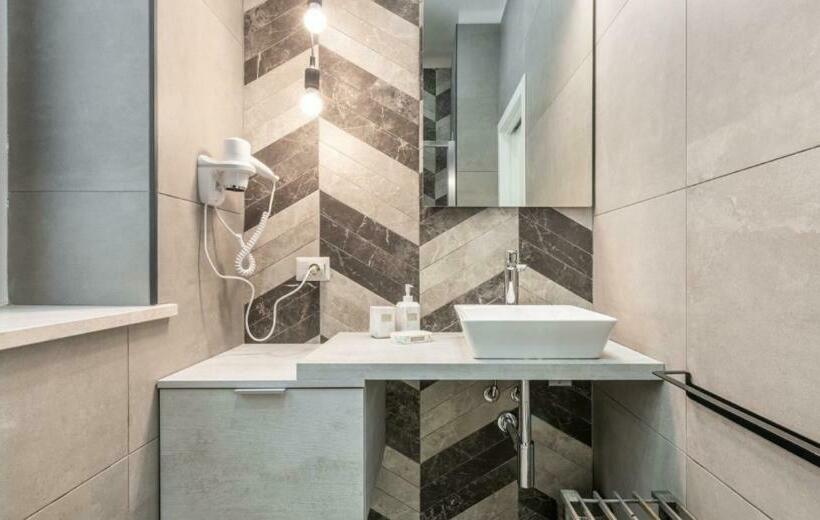 פנסיון Ichnusa Rooms