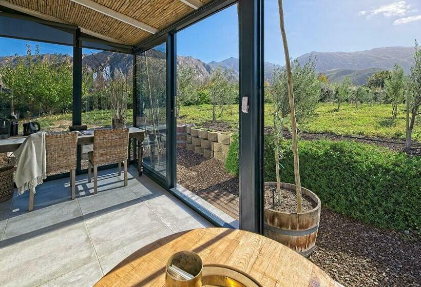 بنسيون Jus Limin