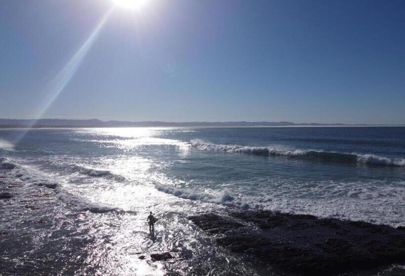 پانسیون Lazydaze Point