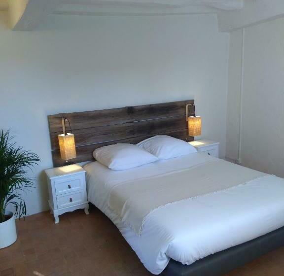 ペンション Magnolias