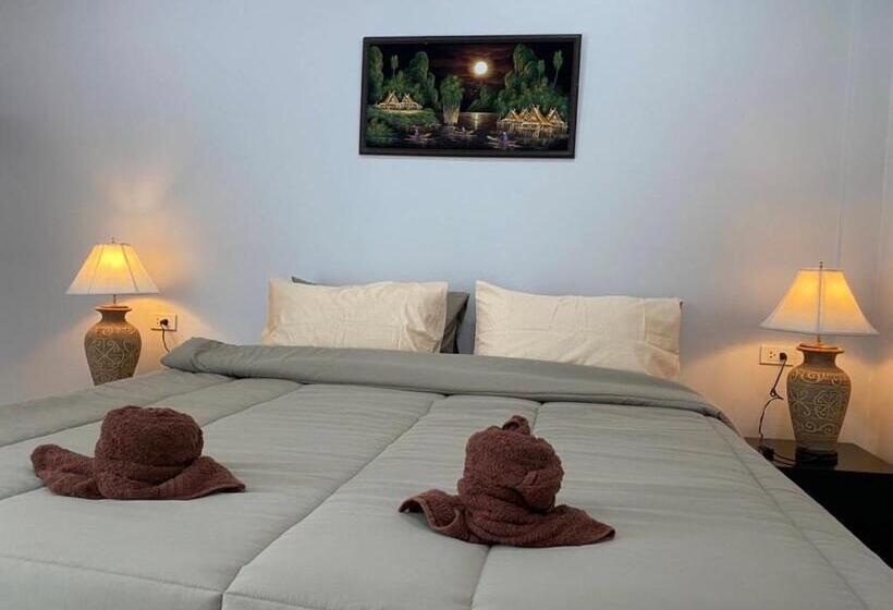 펜션 Mondee House @the Airport