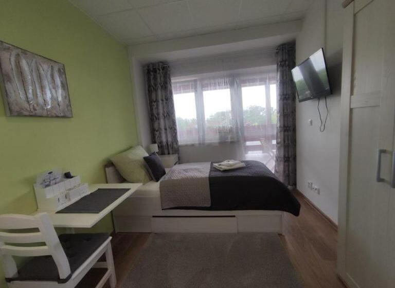 بنسيون Penzion Wellness Chechluvka