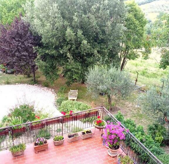 펜션 Tra Grilli E Cicale