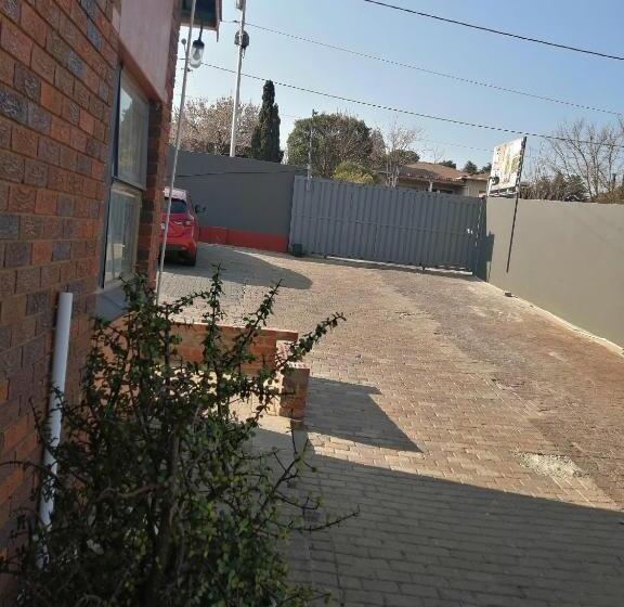 膳宿费 Zabalaza Guesthouse