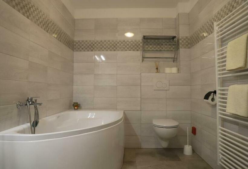 Rezidencia Podhájska