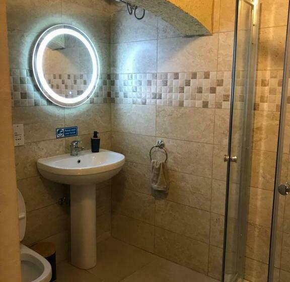 The Cloisters Bed And Breakfast