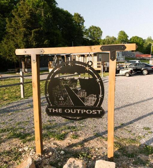 호스텔 The Outpost