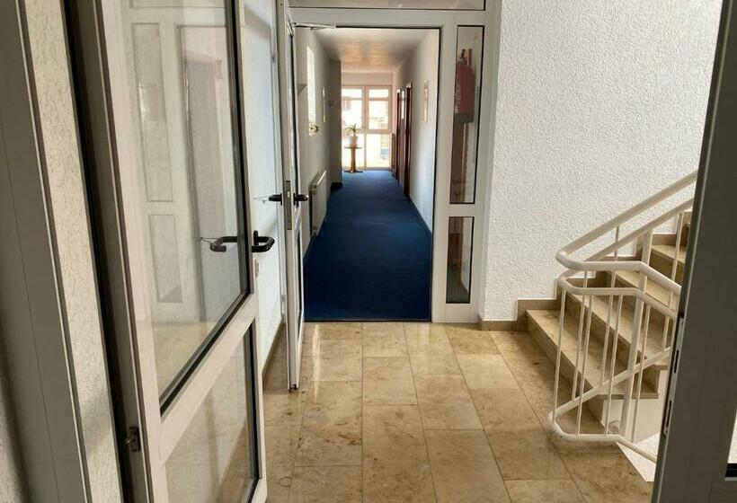 Общежитие Weller Kahl Am Main