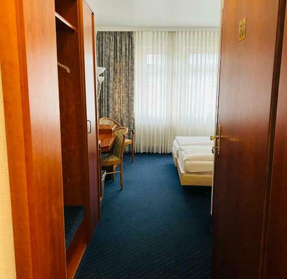 Общежитие Weller Kahl Am Main