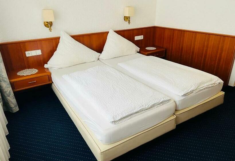 Общежитие Weller Kahl Am Main