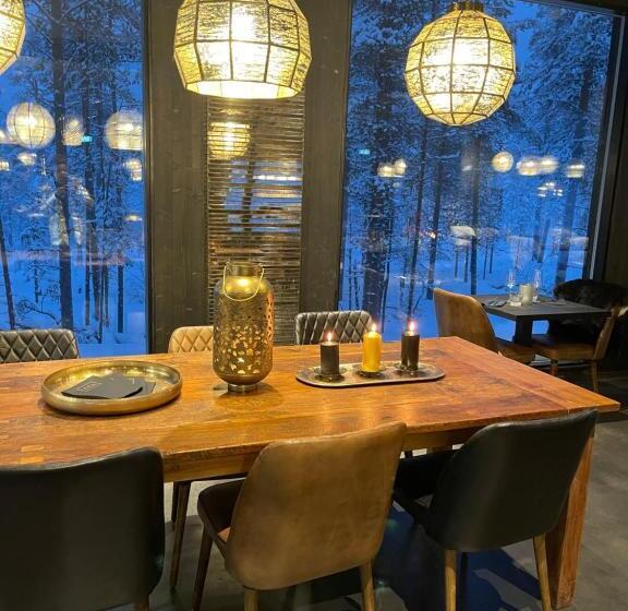 Aurora Queen Resort Igloos