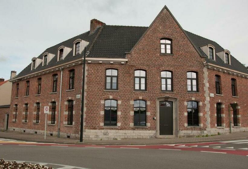 ベッドアンドブレックファースト La Posterie