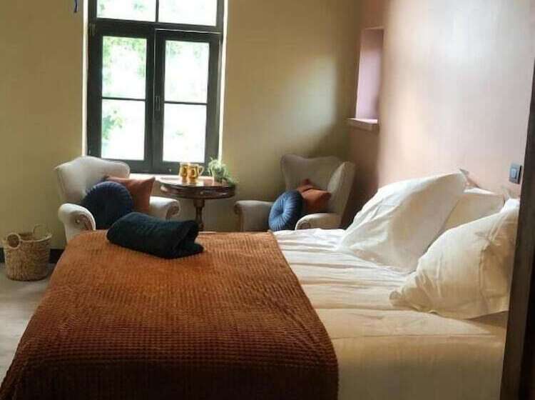 ベッドアンドブレックファースト La Posterie