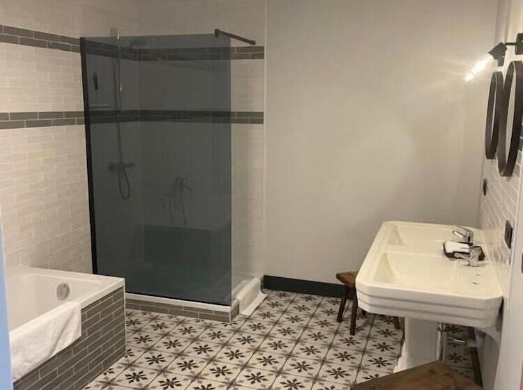 ベッドアンドブレックファースト La Posterie