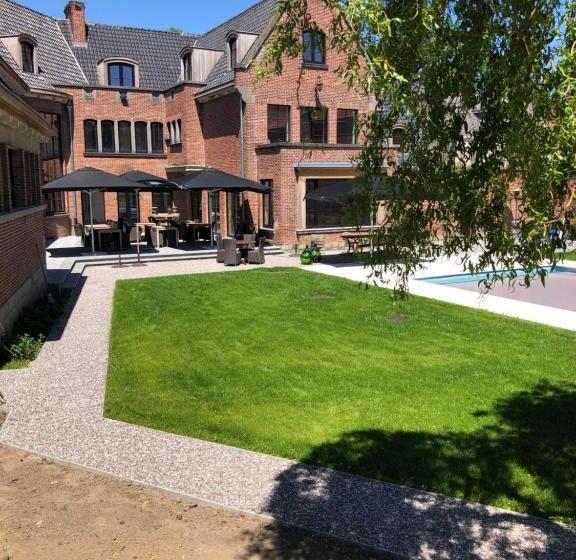 ベッドアンドブレックファースト La Posterie