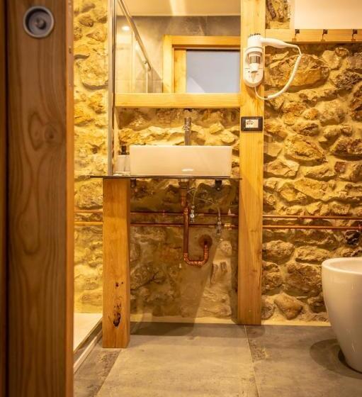 ベッドアンドブレックファースト La Rondine