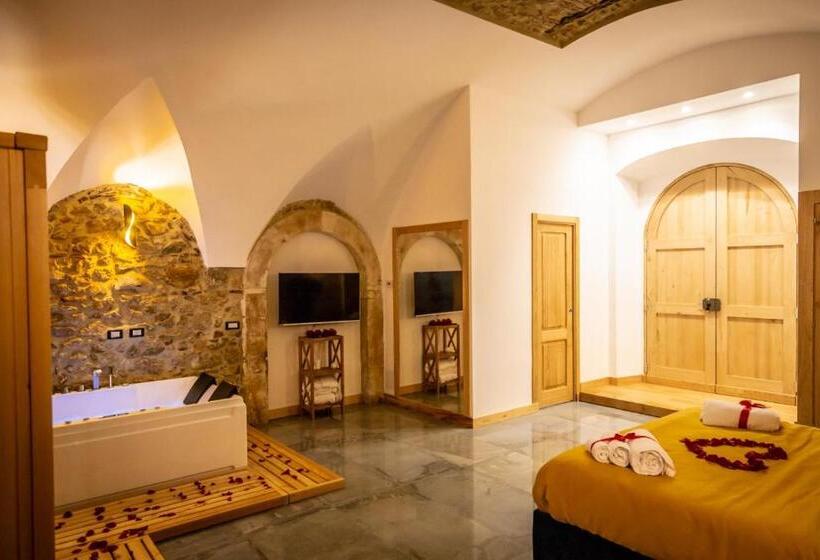 ベッドアンドブレックファースト La Rondine