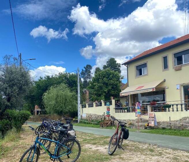 민박 Ninho D Arara