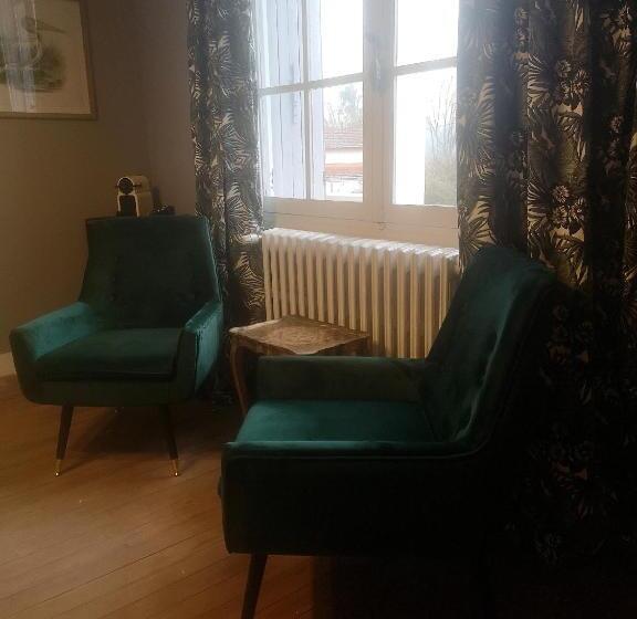 민박 R & R Bergerac