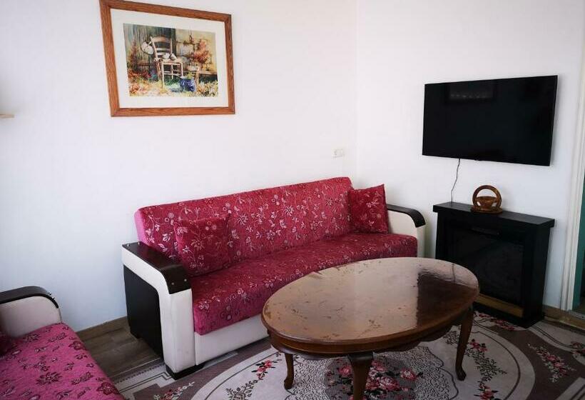 تختخواب و صبحانه Studio Huzur