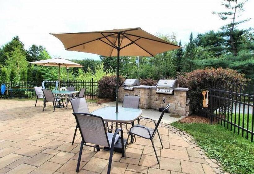 Le Champlain Condo Hôtel