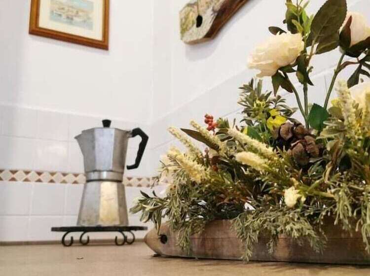 فندق Agriturismo Sotto La Rocca