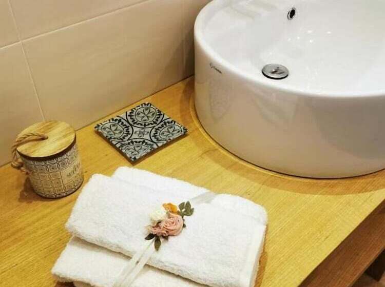 فندق Agriturismo Sotto La Rocca