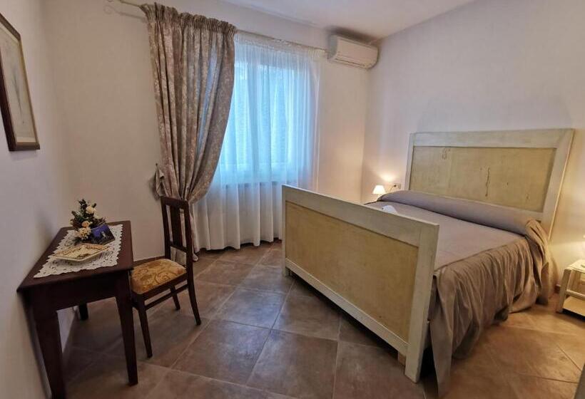 فندق Agriturismo Sotto La Rocca