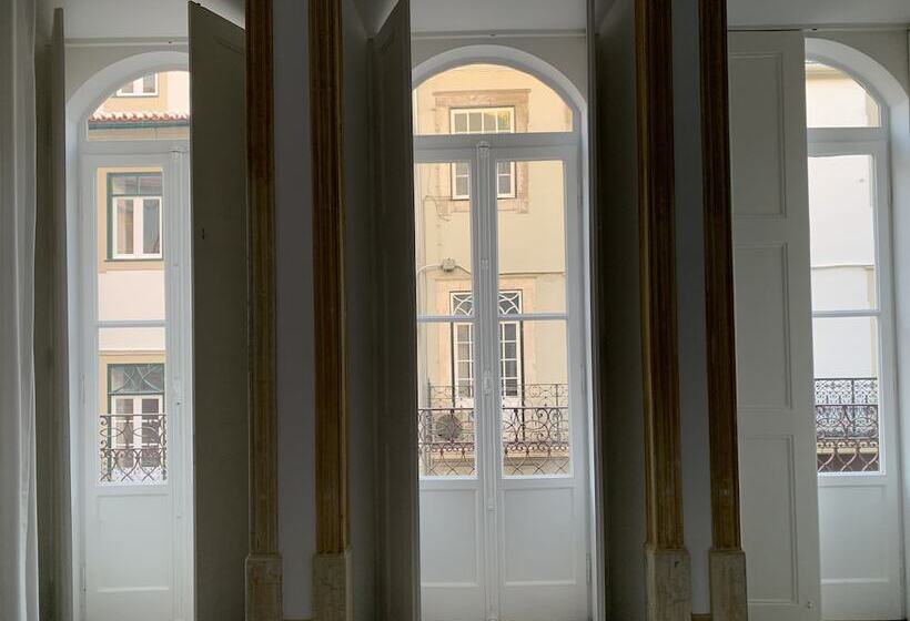 فندق Pharmacia Guesthouse