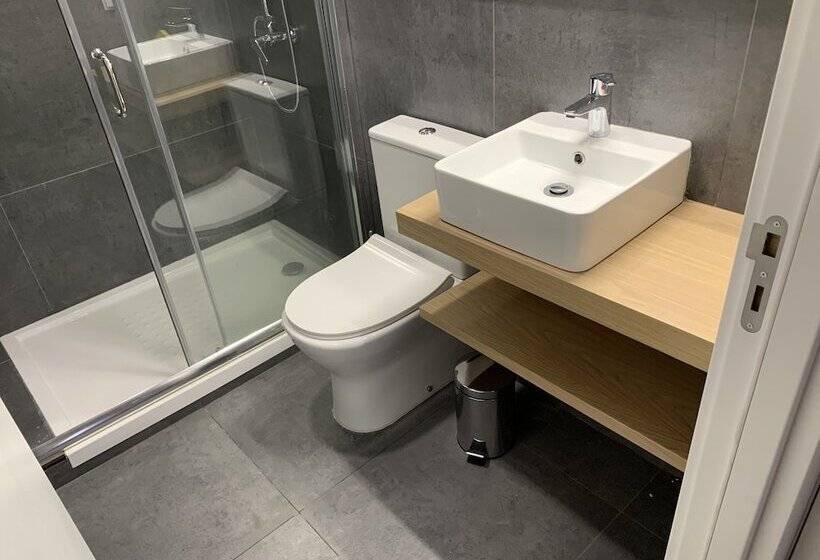 فندق Pharmacia Guesthouse