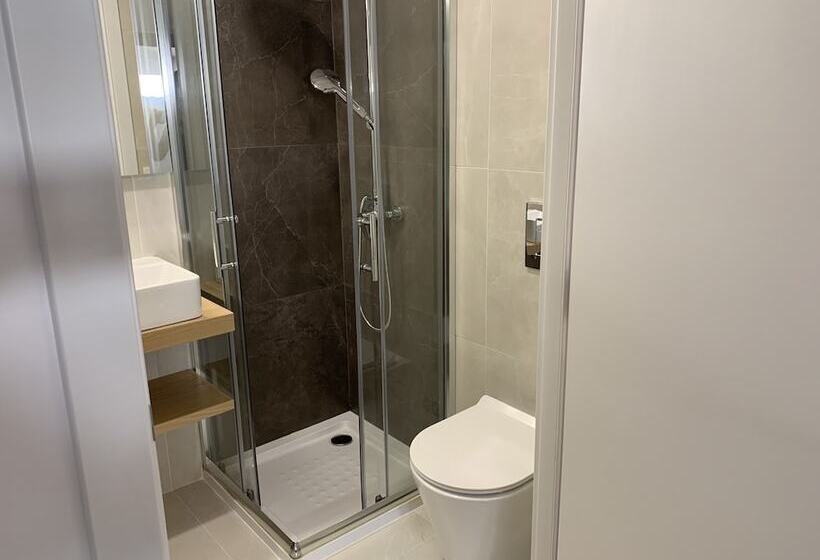 فندق Pharmacia Guesthouse