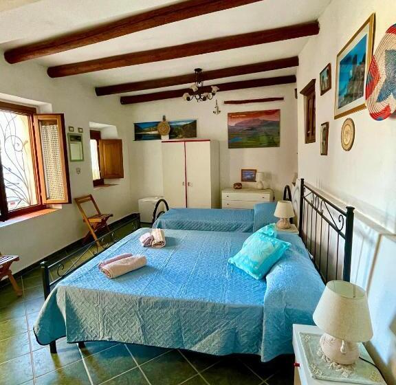 펜션 Ginepro Room   Sapposentu Posada