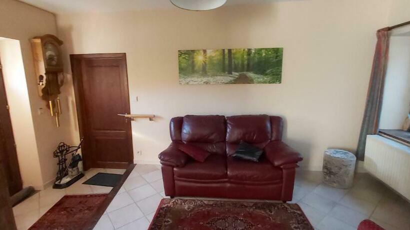 פנסיון Au Quatre Chemins