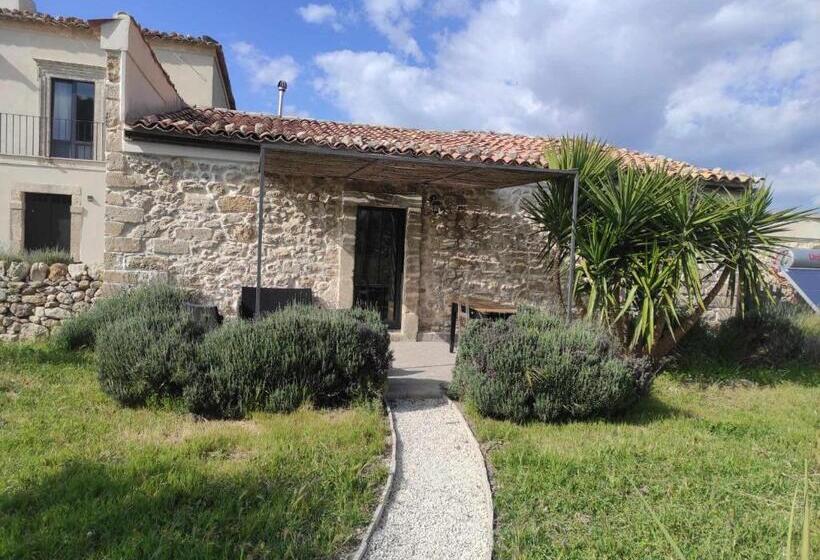 Pensjonat Bramasole Charming House