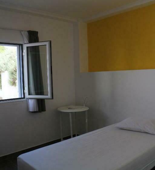 ペンション Casa Das Camarinhas Raal 542  Casa Partilhada