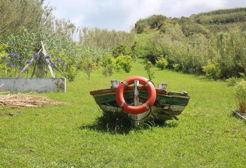 ペンション Casa Das Camarinhas Raal 542  Casa Partilhada