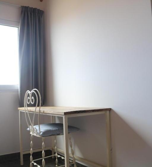 ペンション Casa Das Camarinhas Raal 542  Casa Partilhada