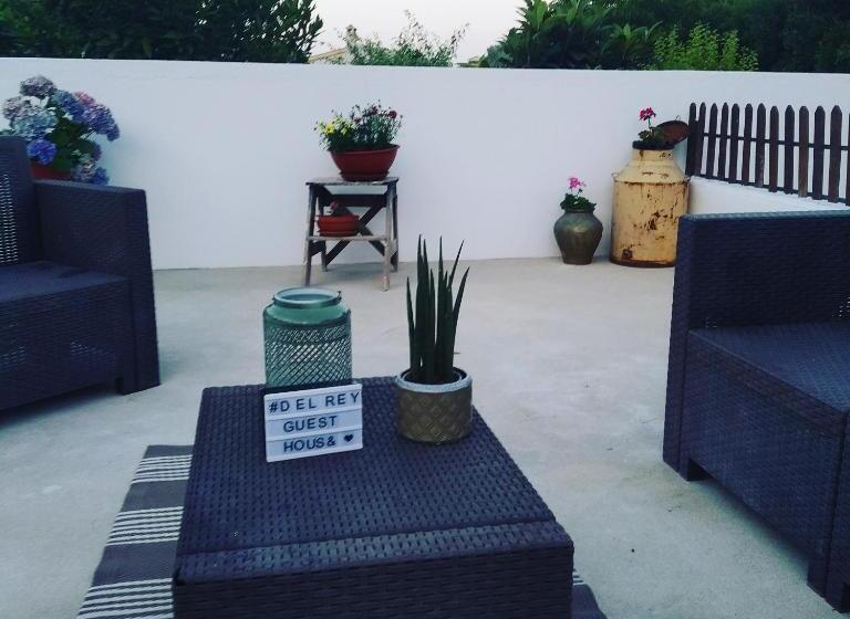 膳宿费 Del Rey Guest House