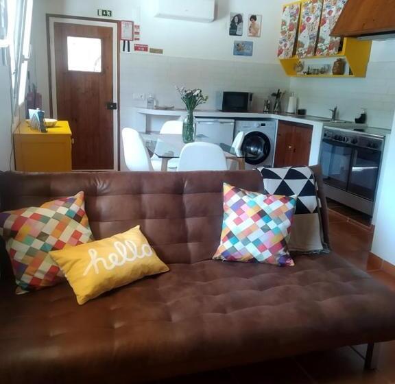 膳宿费 Del Rey Guest House