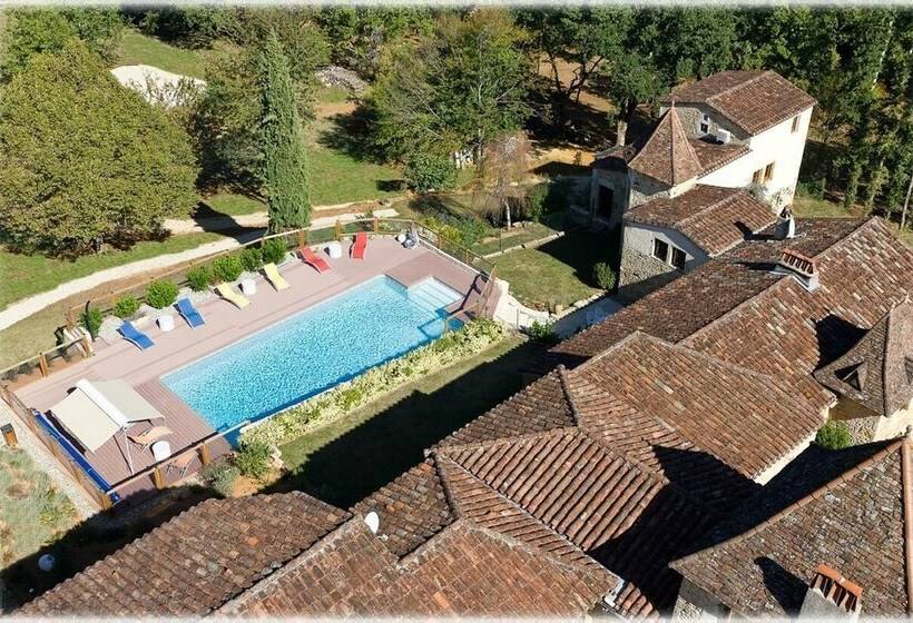 بنسيون Domaine Du Cardou