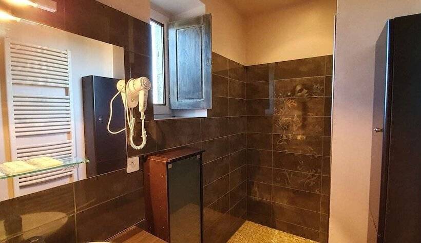 פנסיון Domaine Du Cardou