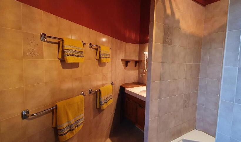 膳宿费 Domaine Du Cardou