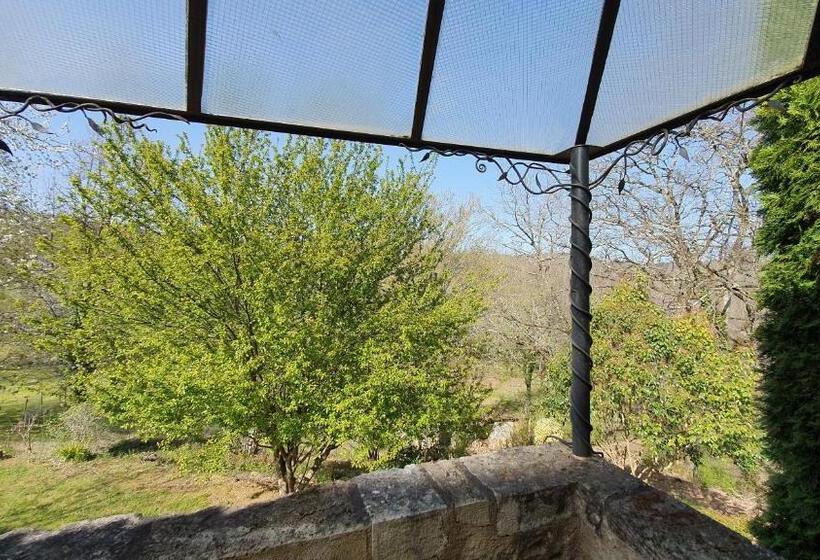 بنسيون Domaine Du Cardou