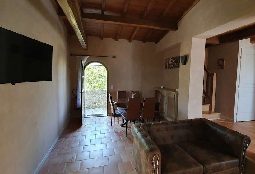 פנסיון Domaine Du Cardou