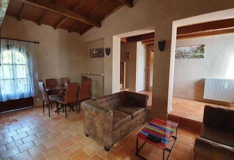 פנסיון Domaine Du Cardou