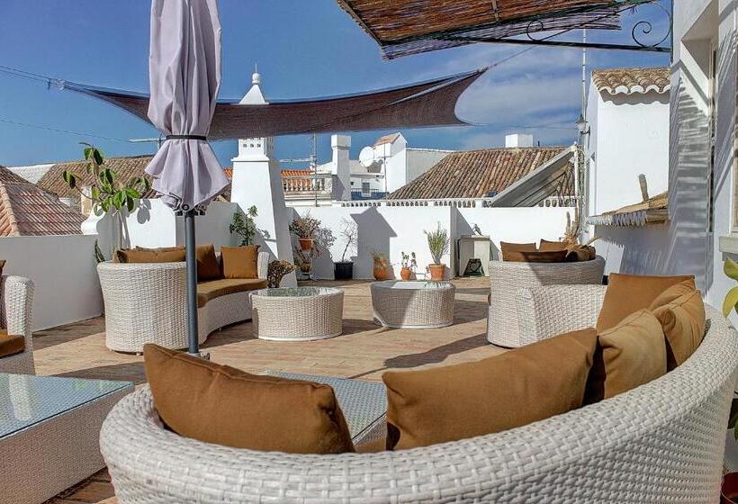 膳宿费 Enchanted Villa