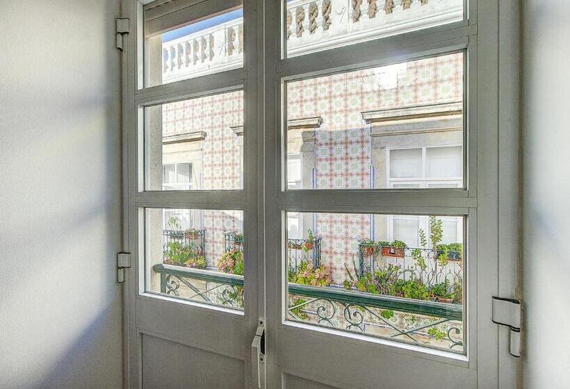 膳宿费 Enchanted Villa