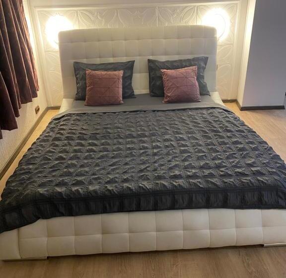 פנסיון Karra Hotels